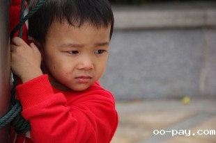 孩闹
