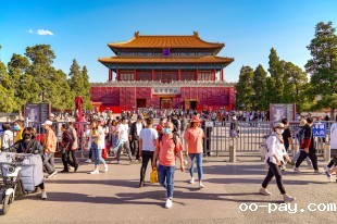 故宫门外