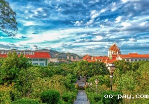 南天门下的“嘉园”