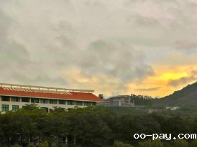 傍晚的“嘉园”