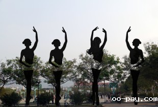 向左走向右走